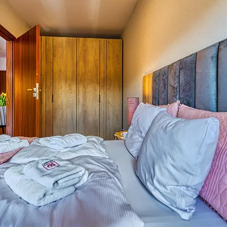 Apartment B6 Z Basenem, Sauna, Jacuzzi - 5d *