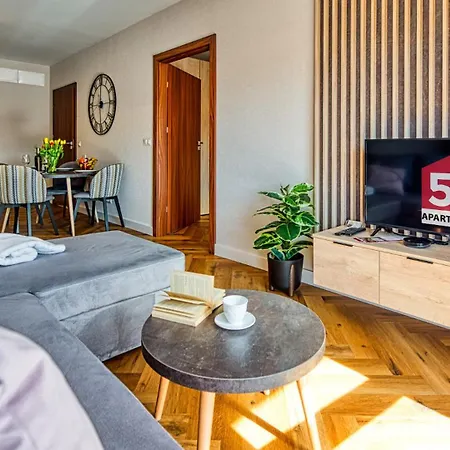 Apartment B6 Z Basenem, Sauna, Jacuzzi - 5d Szklarska Poreba